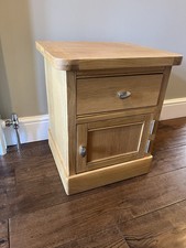 oak bedside tables for sale oak bedside tables for sale LEIGHTON BUZZARD