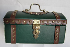 18 doll trunk for sale 18 doll trunk for sale Saint Cloud