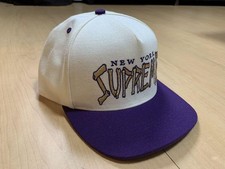 Chapéu Supreme Bones logotipo 5 painéis branco 21SS comprar usado  Enviando para Brazil