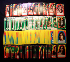 1977 Topps CHARLIE'S ANGELS cartões adesivos QUANTIDADE QUE VOCÊ ESCOLHE LEIA ANTES DE COMPRAR, usado comprar usado  Enviando para Brazil