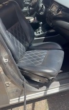 Sedile auto elettrico usato  Civitavecchia