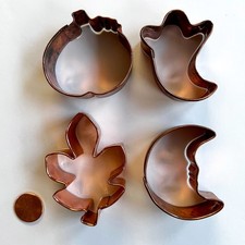 Set small halloween for sale  Tacoma