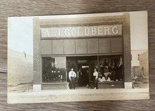 Usado, Cartão postal masculino A J Goldberg Store RPPC loja de roupas comprar usado  Enviando para Brazil