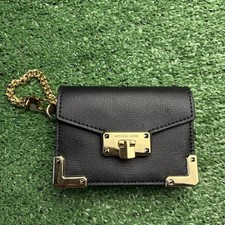 Carteira cartão Michael Kors Kingsley acordeão chave couro preto corrente dourada comprar usado  Enviando para Brazil