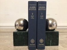 The Oxford Dictionary Of Byzantium Vol 1 & 2 UNREAD comprar usado  Enviando para Brazil
