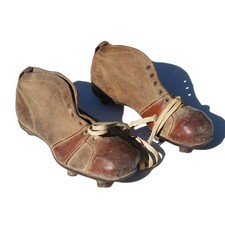 Ancienne paire chaussures d'occasion  Cerisy-la-Salle