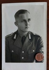 Portrait junger mann gebraucht kaufen Portrait junger mann gebraucht kaufen  Dresden