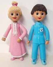 Poupées plastique vintage d'occasion  Annonay