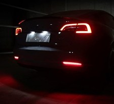 Luzes refletoras de LED para-choque Tesla Model 3 comprar usado Luzes refletoras de LED para-choque Tesla Model 3 comprar usado  Enviando para Brazil