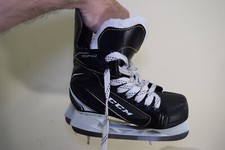 Ccm 9040 youth for sale  Herndon