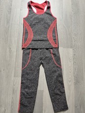 Tenue sport neuve. d'occasion  Juziers