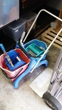 Carrello pulizie. usato. usato  Treviso