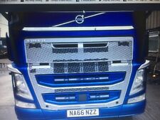 Grelhas inferiores de aço e barras de radar VOLVO FH V4 acabamento espelhado S/aço em branco comprar usado  Enviando para Brazil