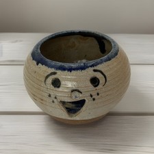 Separador de huevos de cerámica hecho a mano tierra y arte rueda pintada a mano lanzada segunda mano  Embacar hacia Mexico