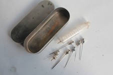 Ancienne seringue naltera d'occasion Ancienne seringue naltera d'occasion  Seyssel