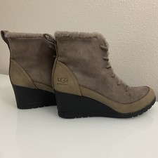 Ugg women bridgit for sale  Rayne