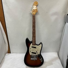 Mustang Fender Vintera anos 60 comprar usado Mustang Fender Vintera anos 60 comprar usado  Enviando para Brazil