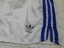 Adidas pantaloncini nylon usato  Ercolano