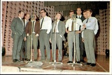 Figurina cantanti edis usato  Italia