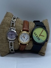 GUESS MODELOS SORTIDOS Relógio Analógico Feminino Aço Inoxidável Pacote com 3, usado comprar usado  Enviando para Brazil