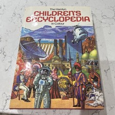 Vintage hardback hamlyn for sale  MACCLESFIELD