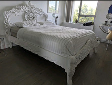 Carved wood queen for sale  Fort Lee