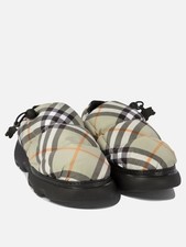 Burberry men pillow d'occasion  Expédié en Belgium