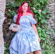 Abito vintage fatto usato  Pieve di Bono Prezzo