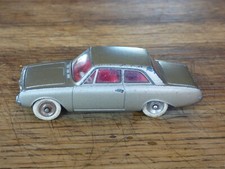 Dinky toys voiture d'occasion  Gouville-sur-Mer