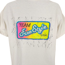 Camiseta masculina vintage Team FreeStyle EUA tamanho grande branca anos 80 surfista feita nos EUA comprar usado  Enviando para Brazil