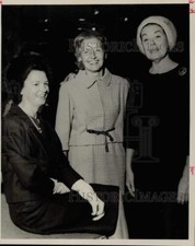 1965 Press Photo Mmes. Benjamin Cate, Robert Kaim, Julia Orr no Houston Club, TX comprar usado  Enviando para Brazil