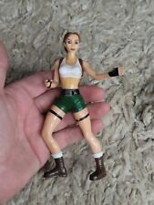 2000 Playmate Toys Lara Croft Tomb Raider boneco de ação 6 polegadas usado veja fotos ZZ comprar usado  Enviando para Brazil