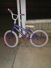 Adorable huffy sea for sale  Hamilton
