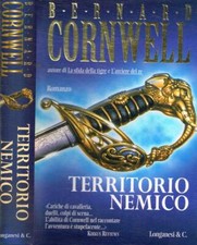 Territorio nemico. cornwell usato  Italia