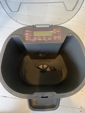 Navaris automatic pet for sale  SUTTON