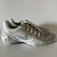 Nike mens 8.5 for sale  Fraser