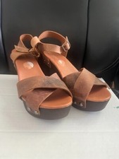 Mila paoli brown for sale  Manteca