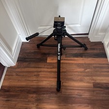 Velbon d700 tripod for sale  BICESTER
