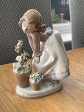 Lladro figure pretty for sale  SUDBURY