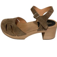 Sandali con zoccoli usato Sandali con zoccoli usato  Spedire a Italy