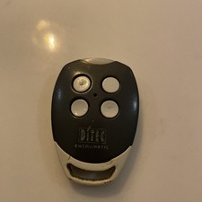 Electric gate garage for sale Electric gate garage for sale  WALTON-ON-THAMES