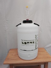 25l young food for sale  SEVENOAKS