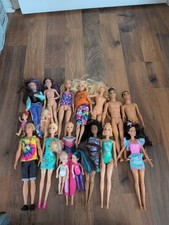 Bundle barbie figures for sale Bundle barbie figures for sale  DURHAM