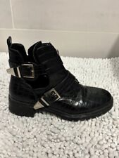 Bottines noires ouvertes d'occasion  Saint-Amand-les-Eaux
