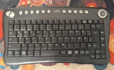 Praktische kabellose tastatur gebraucht kaufen  Pohlheim