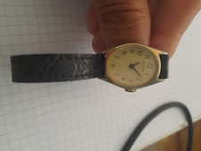 Montre kelton femme d'occasion  Crégy-lès-Meaux