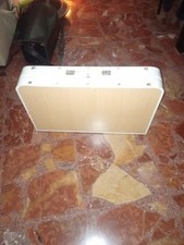 Vecchio tavolino con usato  Brindisi
