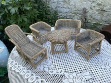 Móveis vintage de vime/rato para bonecas. Mesa. Cadeiras. Sofá etc. década de 1930., usado comprar usado  Enviando para Brazil