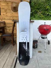 Yes standard snowboard for sale  STROUD
