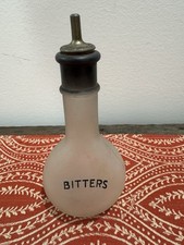 Vintage Hazel, Atlas Frosted Bitters Bottle With Dasher Top comprar usado Vintage Hazel, Atlas Frosted Bitters Bottle With Dasher Top comprar usado  Enviando para Brazil
